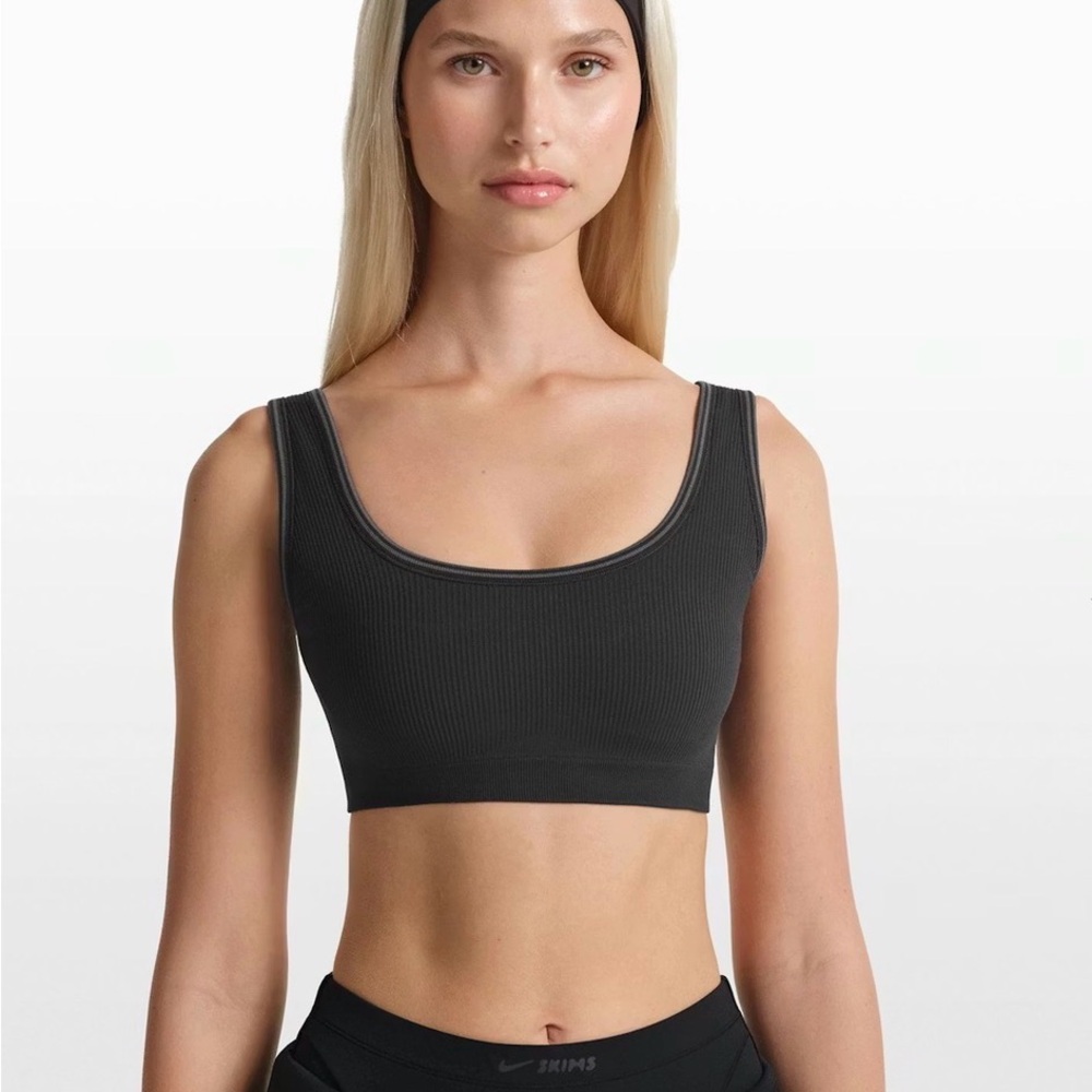 Nike SKIMS Ribbed Seamless - Picture 2 of 11